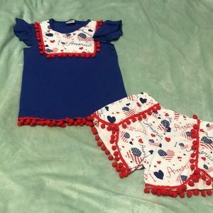 Patriotic boutique shorts outfit size L (4t)